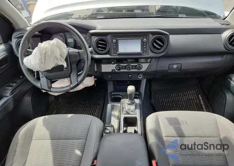 2017 Toyota Tacoma Double Cab z USA, uszkodzony, nr VIN 5TFAX5GN8HX077197